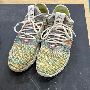 Pharrell x Tennis Hu Primeknit Oreo